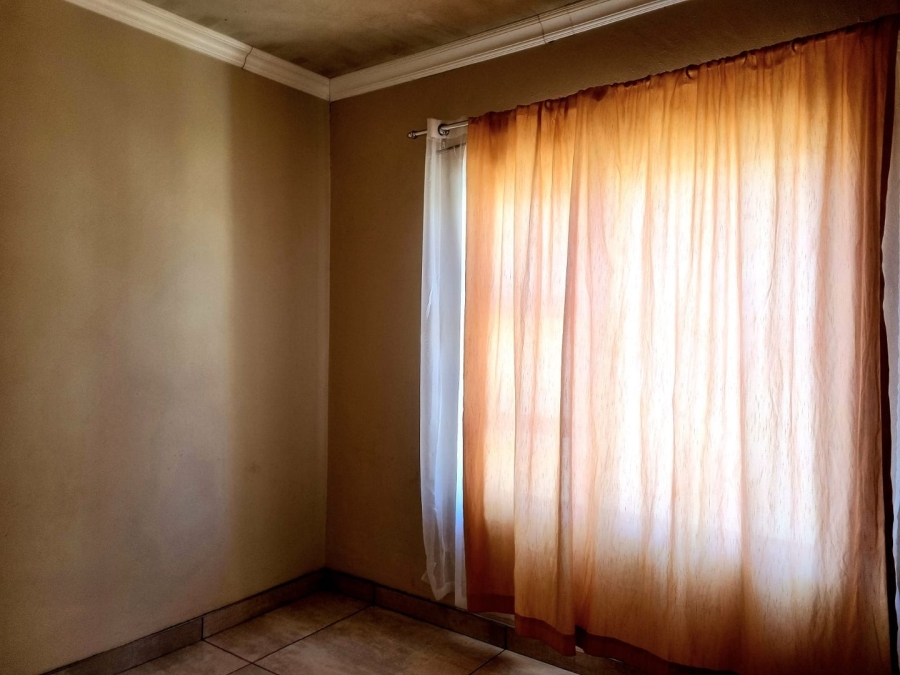 4 Bedroom Property for Sale in Minerva Gardens Northern Cape